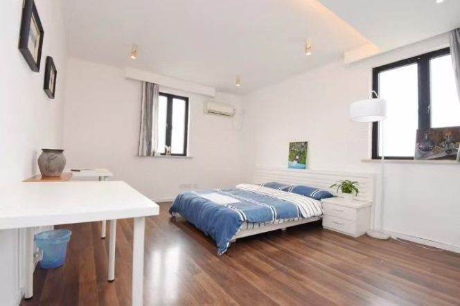 High-Floor 3BR Apartment in Old Xuhui (L10/L11)