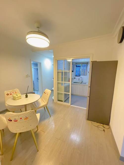 Housing image — Dining Area