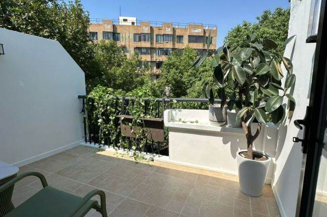 Historic 3BR Apartment near South Shaanxi Rd Metro with Green View (L1/L10/L12/L13)
