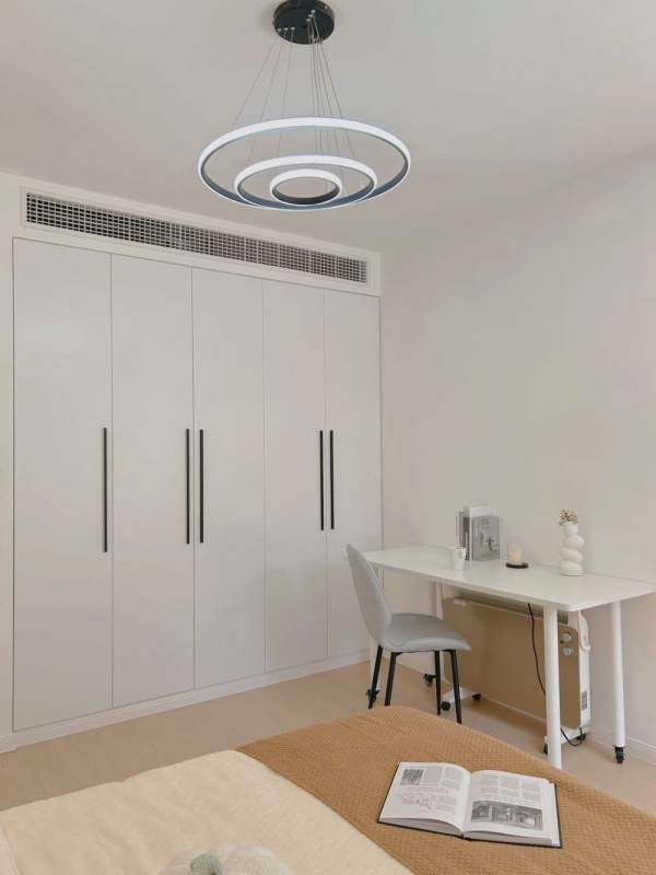 Housing image — Bedroom