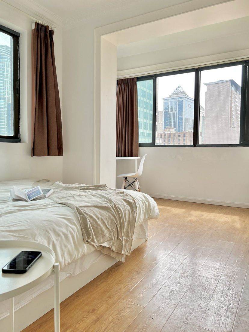 Housing image — Bedroom