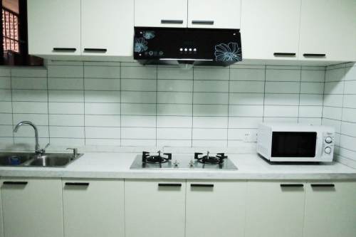 Housing image — Kitchen