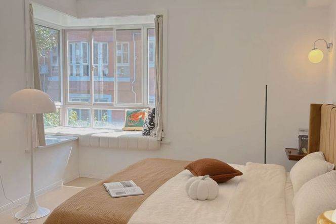 Spacious 1BR Apartment near West Bund (L3/L12)