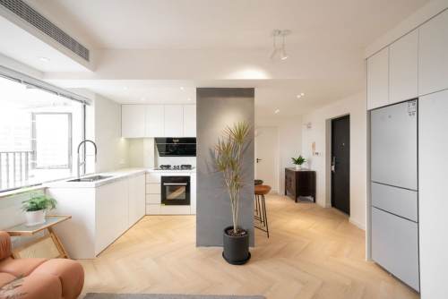 Housing image — Living Room