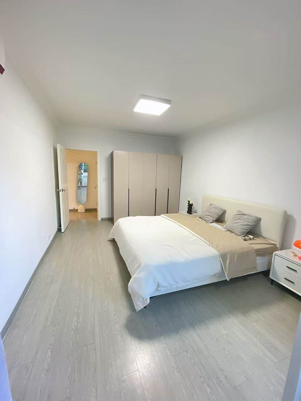 Housing image — Bedroom