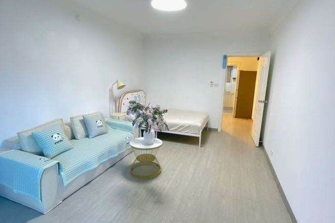 2BR Apartment in Old Xuhui