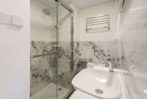 Housing image — Bathroom