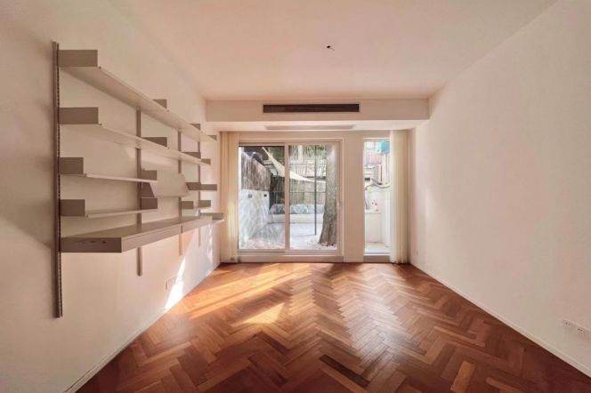 4BR Lane House in Old Xuhui with Terrace (L1/L7)