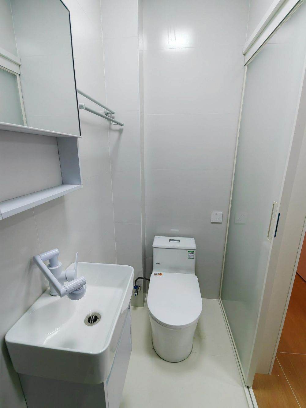 Housing image — Bathroom
