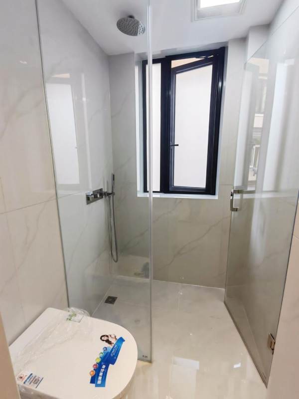 Housing image — Bathroom