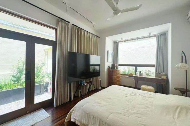 Spacious 2BR Lane House in Old Xuhui with Terrace (L1/L10/L12)