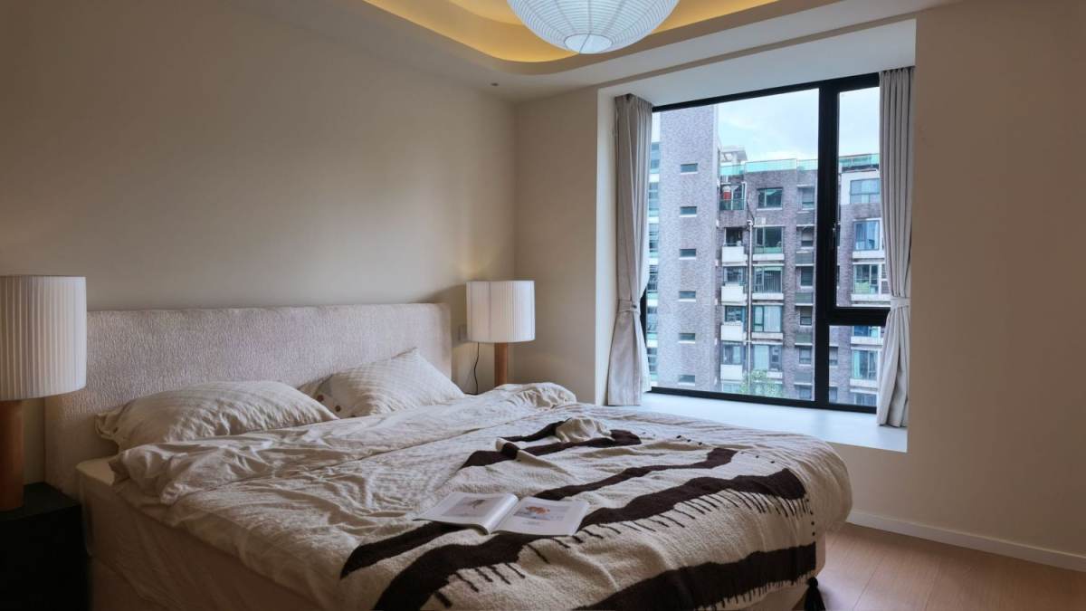 Housing image — Bedroom