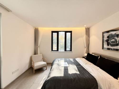 Housing image — Bedroom