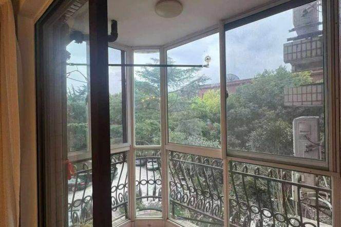 2BR Apartment in Xujiahui (L10/L11)