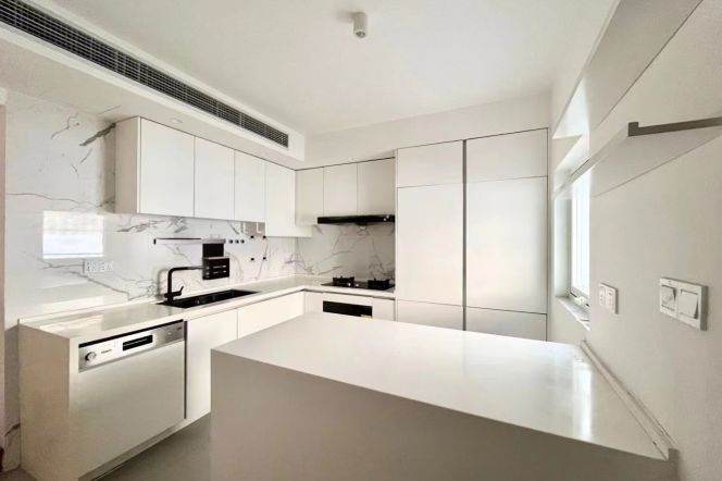 4BR Lane House in Old Xuhui with Terrace (L1/L7)