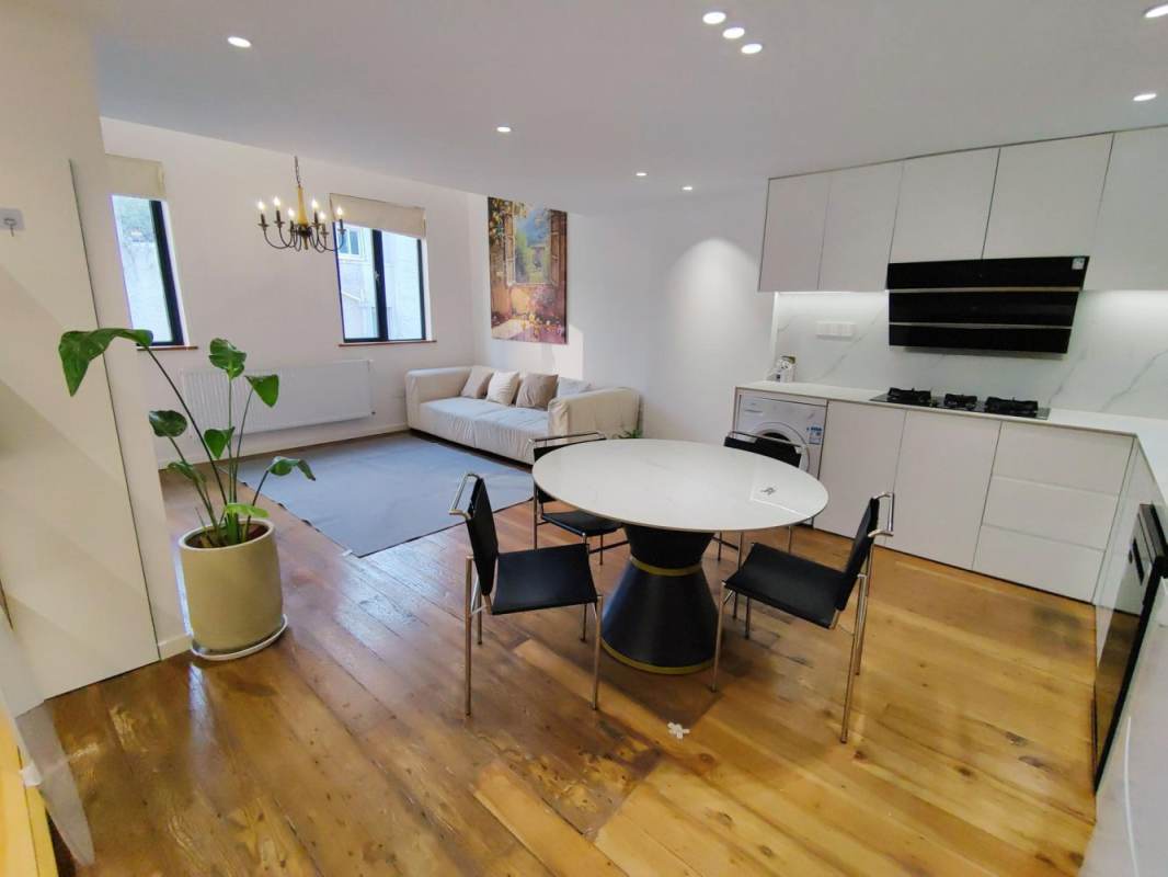 Housing image — Dining Area
