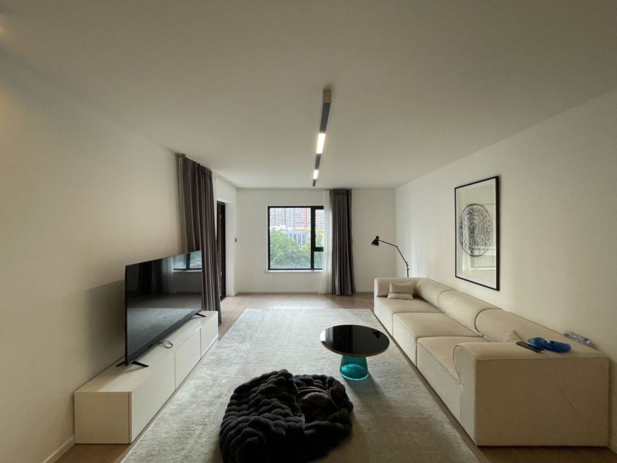 Housing image — Living Room