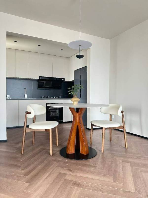 Housing image — Dining Area