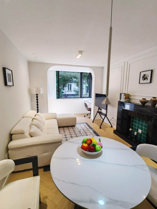 Housing image — Living Room