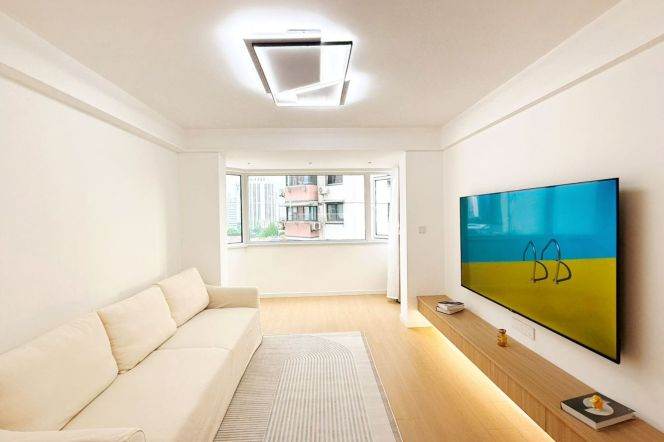 2BR Apartment near Caoyang Road Metro (L3/L4/L11/L14)