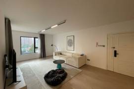 3BR Apartment at The Courtyards with Green View