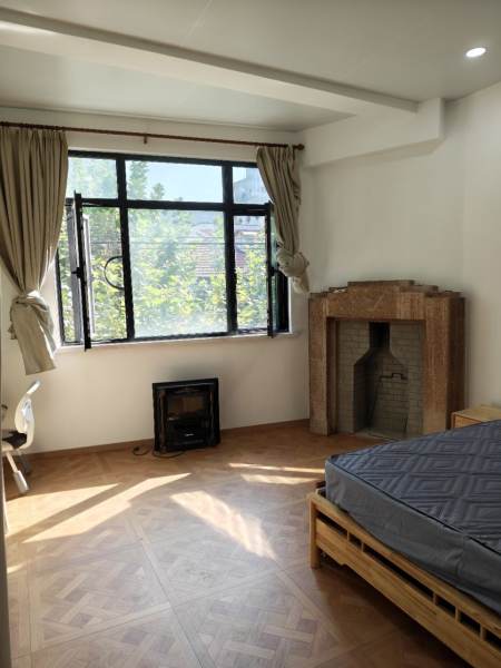 Housing image — Bedroom