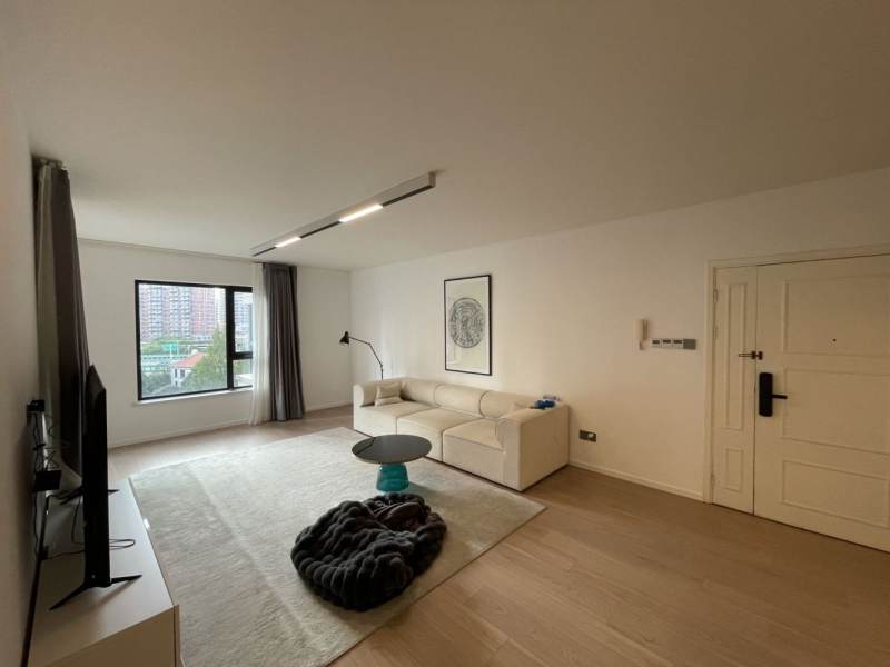 Housing image — Living Room