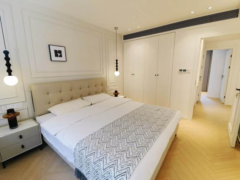 Housing image — Bedroom