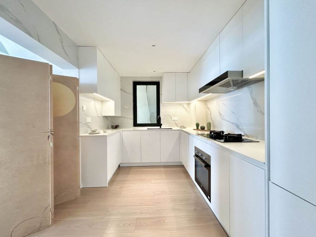 Housing image — Kitchen