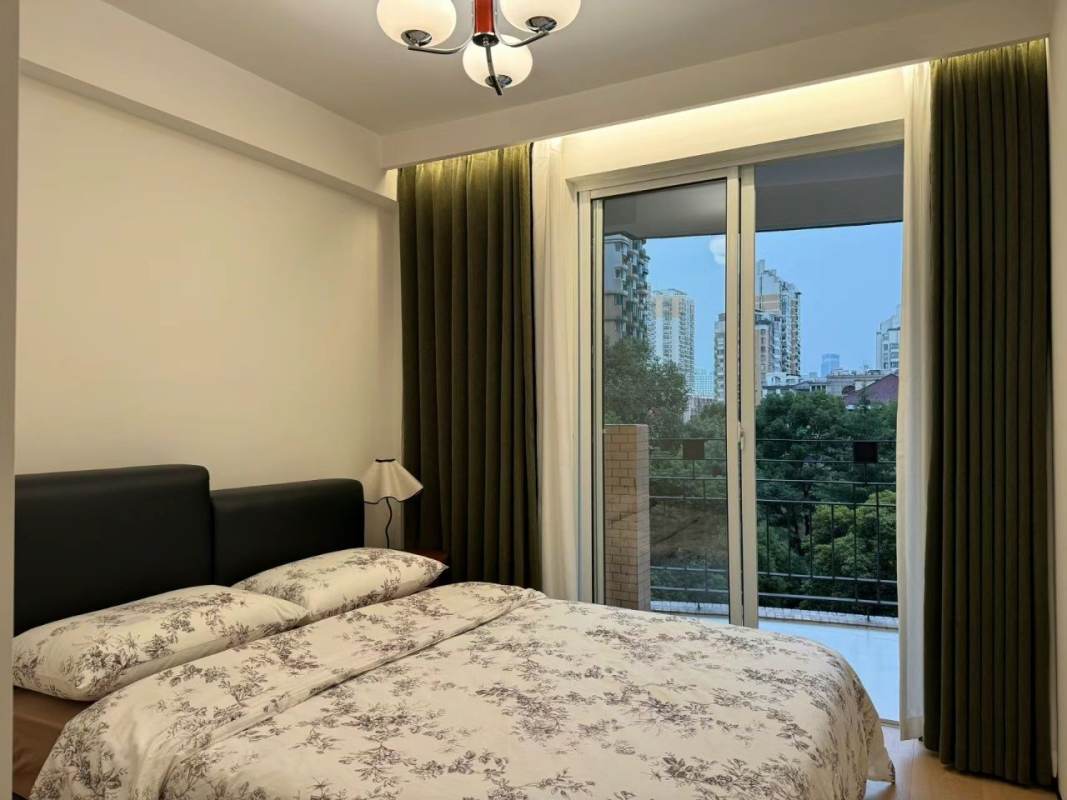 Housing image — Bedroom