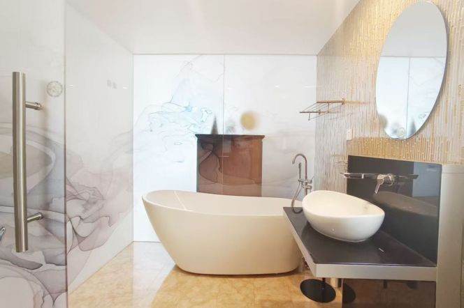 Spacious 4BR Apartment near Jiaotong University Metro with Terrace (L10/L11)