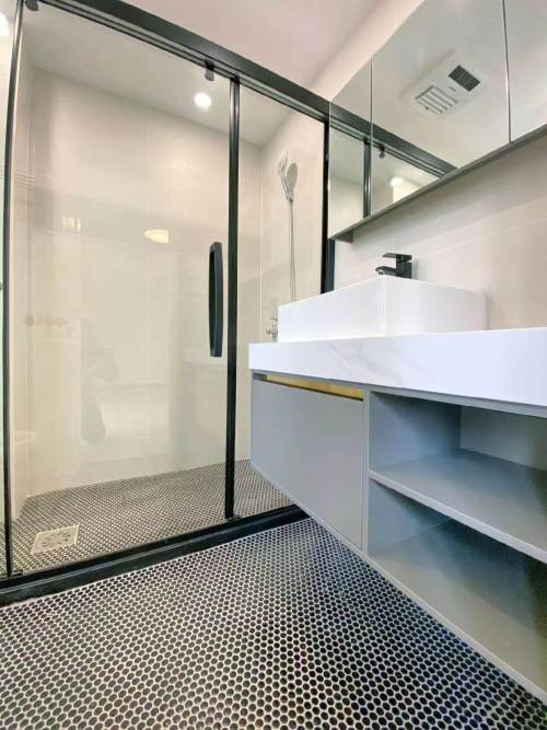 Housing image — Bathroom
