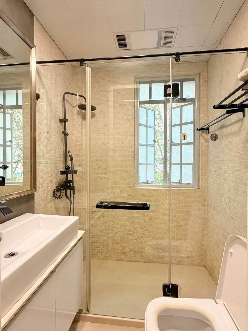 Housing image — Bathroom