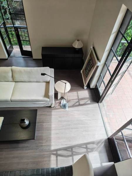 Housing image — Living Room