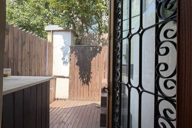 Historic High-Ceiling 3BR Apartment in Old Xuhui with Terrace (L1/L7)