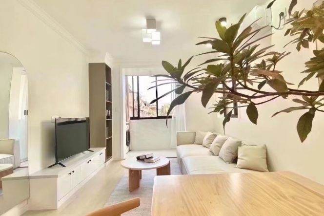 1BR Apartment near Shanghai Swimming Center Metro (L11)