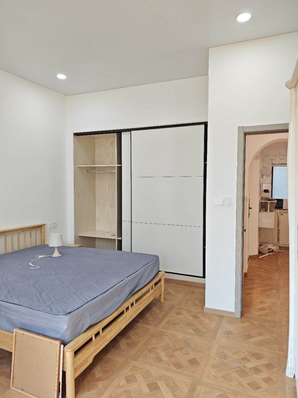 Housing image — Bedroom
