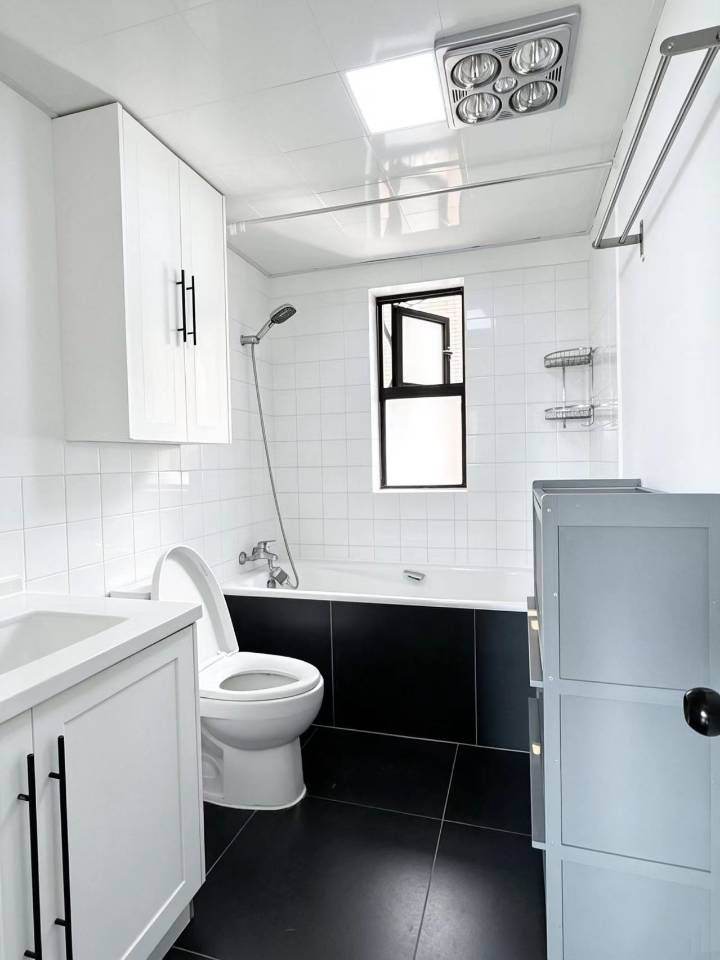 Housing image — Bathroom