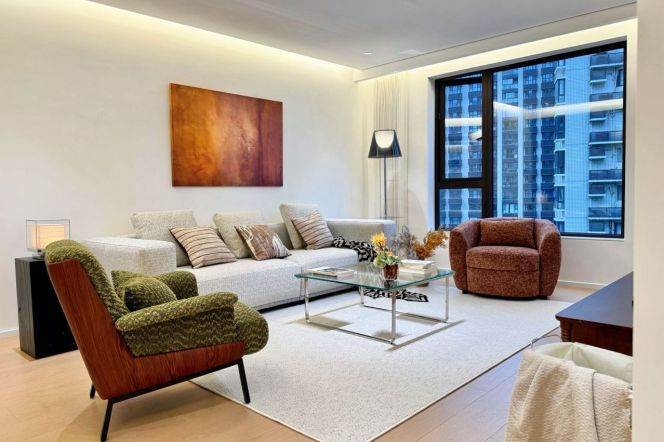 2BR Apartment at Modern Jing'an (L7/L13)