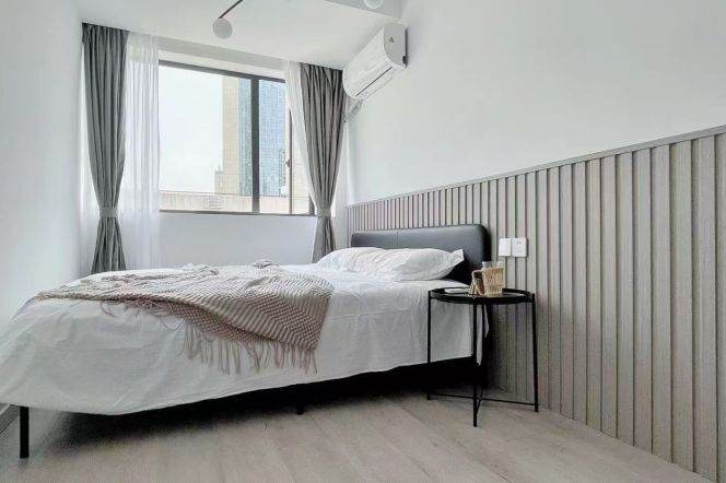 1BR Apartment in Jing'an (L2/L7/L14)
