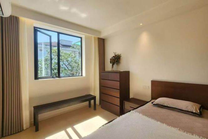 1BR Apartment in Old Xuhui