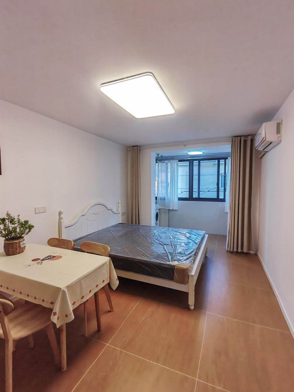 Housing image — Bedroom
