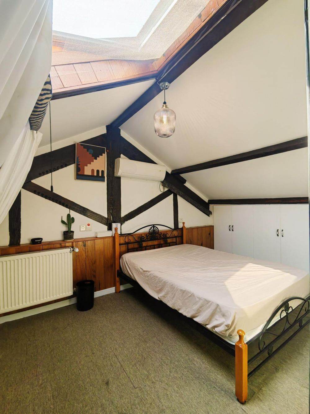 Housing image — Bedroom