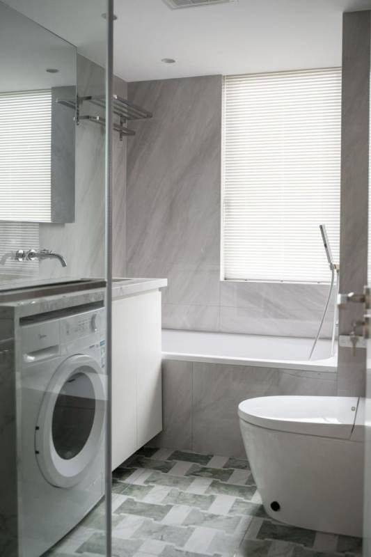 Housing image — Bathroom