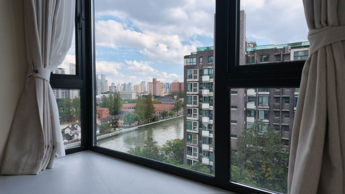 Housing image — View