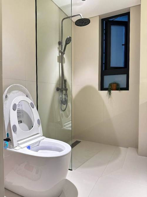 Housing image — Bathroom
