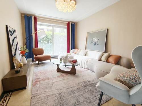 Housing image — Living Room