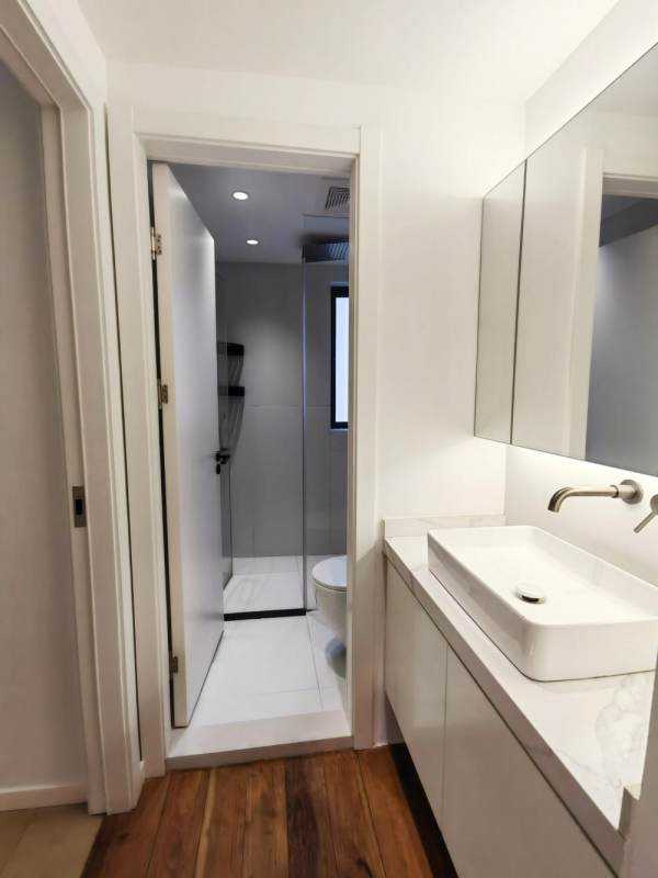 Housing image — Bathroom