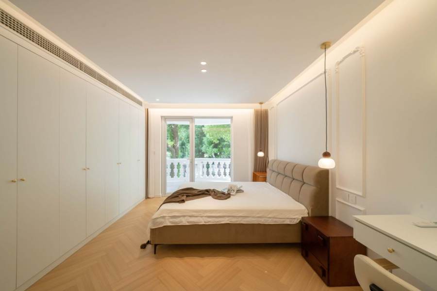 Housing image — Bedroom
