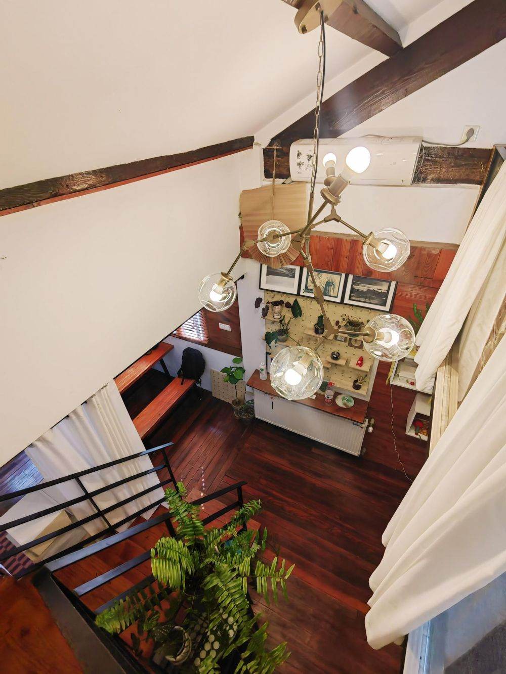 Housing image — Living Room
